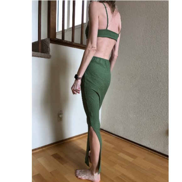 SHEIN | Olive green Cut out backless knitted dress - Picture 6 of 10